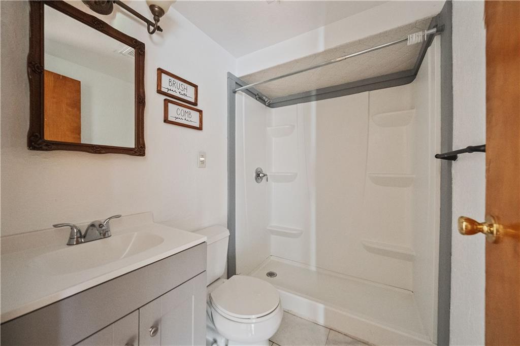 206 Downes Road Greensburg, PA 15601 - Photo 7 of 24