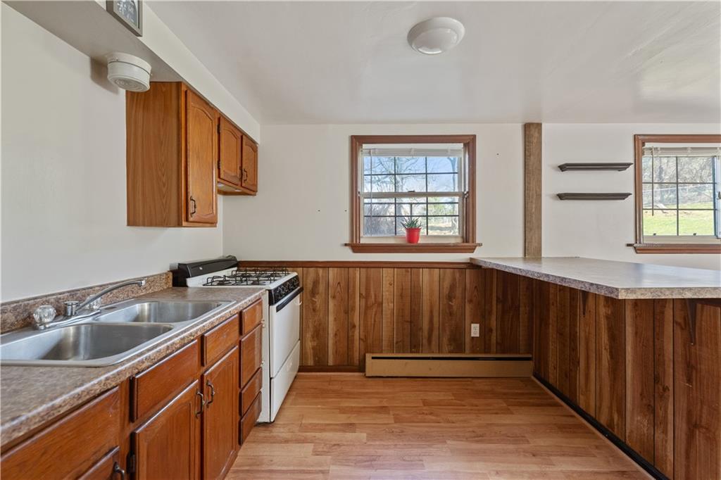 206 Downes Road Greensburg, PA 15601 - Photo 8 of 24