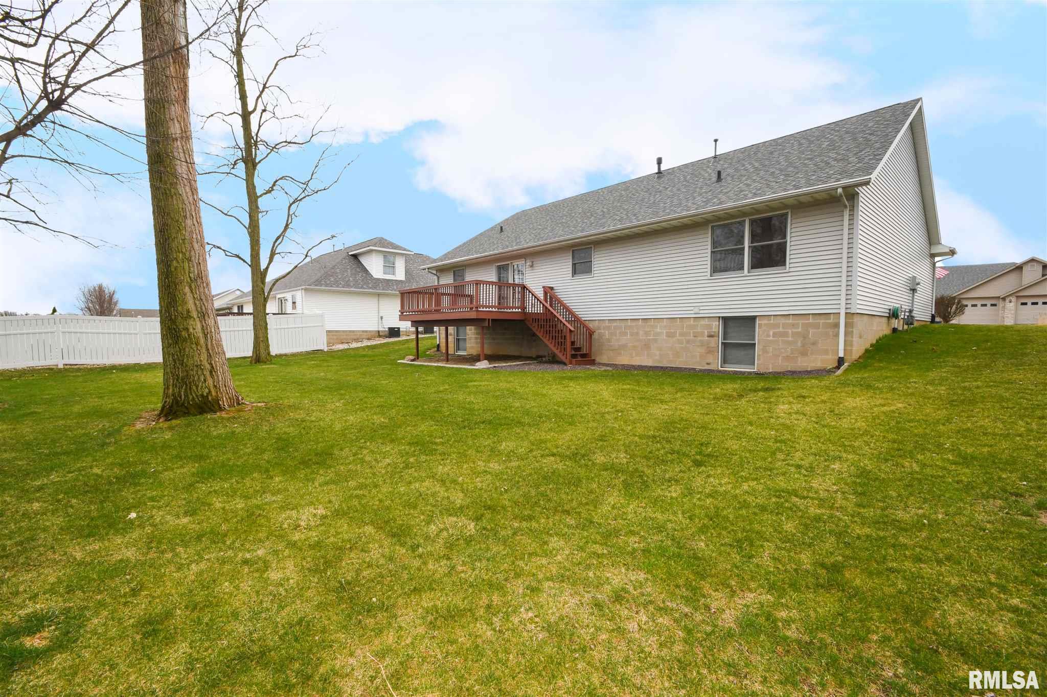 1018 South Johanson Road Peoria, IL 61607 - Photo 36 of 38