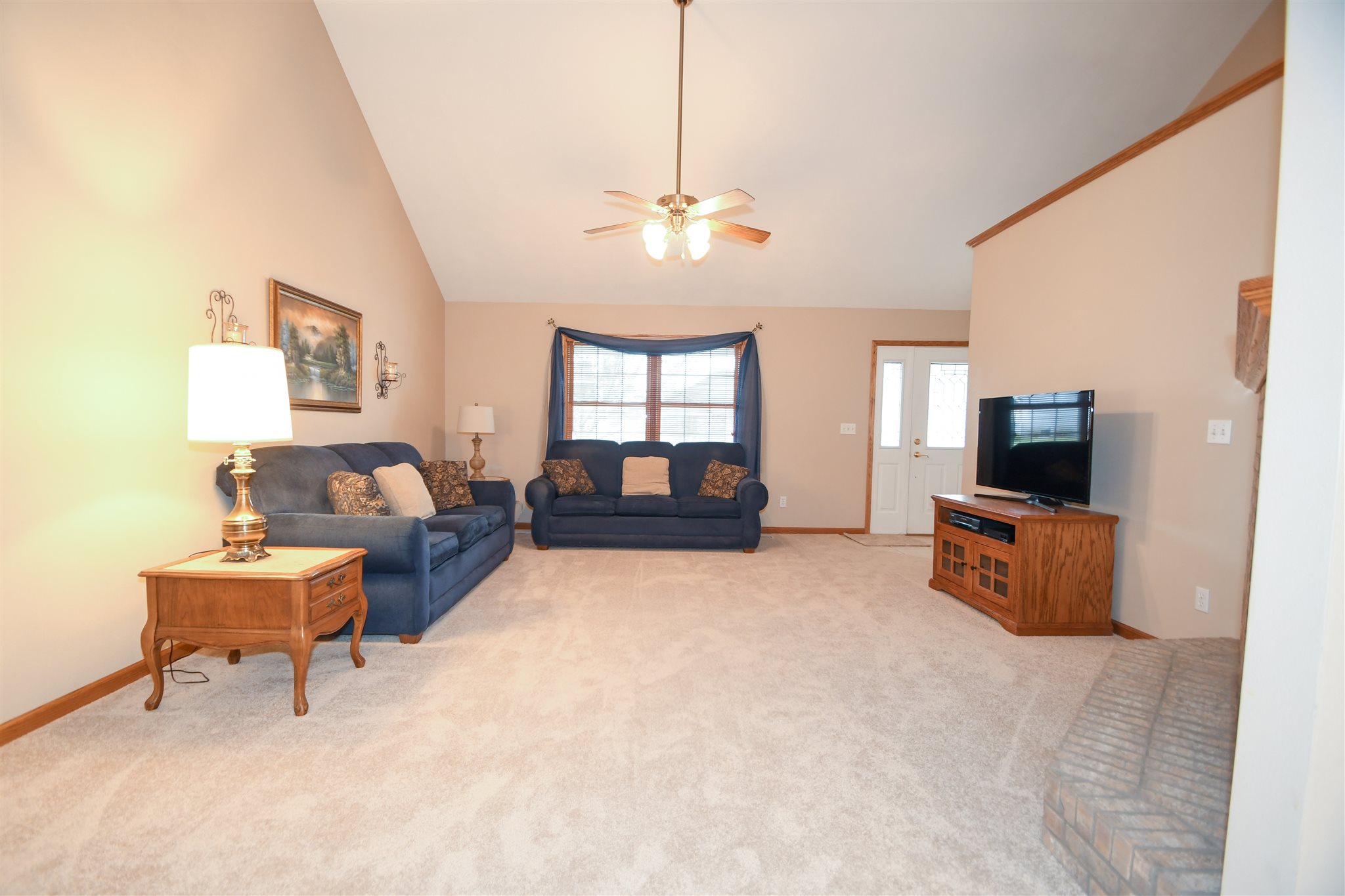 1018 South Johanson Road Peoria, IL 61607 - Photo 10 of 38