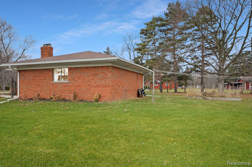 3223 Hickory Lawn Road Rochester Hills, MI 48307 - Photo 27 of 32