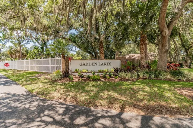 $350,000 | 5729 Garden Lakes Palm, Unit 98, Bradenton, FL 34203