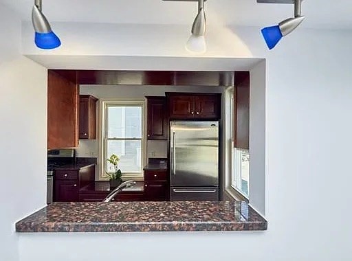 32 Sciarappa Street, Unit 2 Cambridge, MA 02141 - Photo 4 of 13