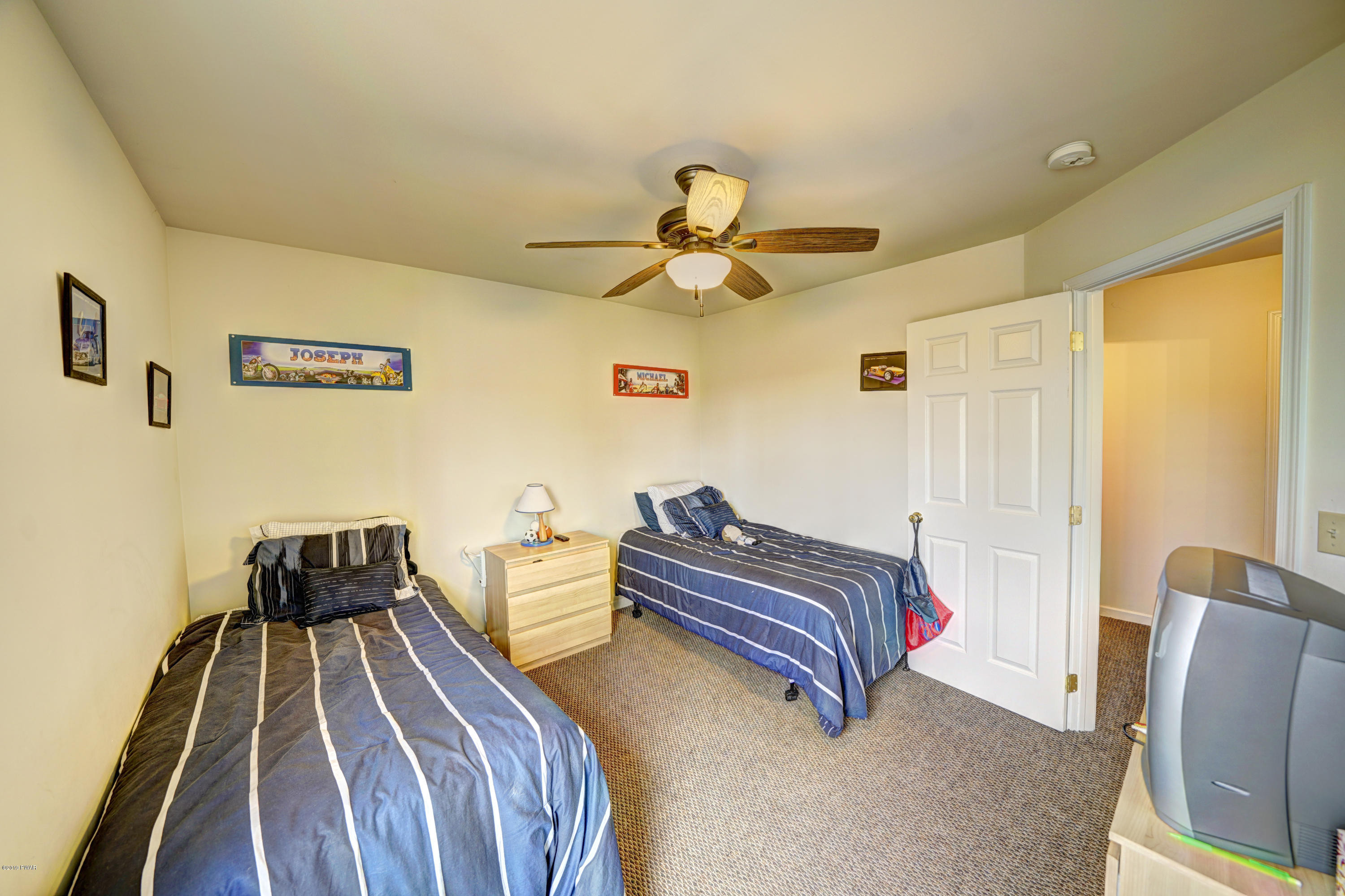 122 Laurel Road Lackawaxen, PA 18435 - Photo 17 of 33 Bedroom 2