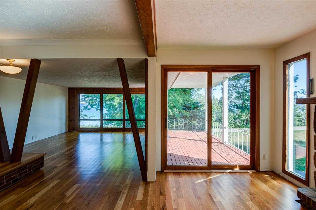 15287 Bluff Road Traverse City, MI 49686 - Photo 11 of 45 1799565-10.JPG