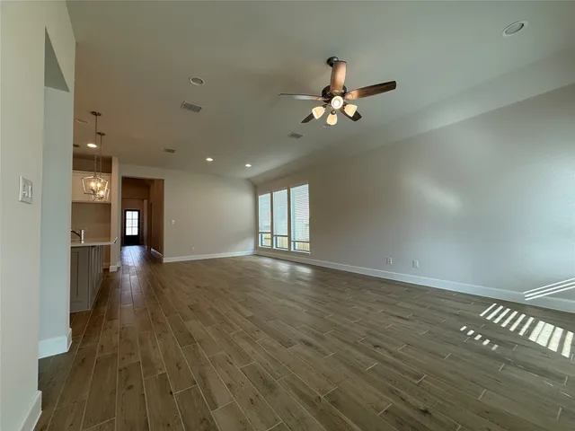 $2,700 | 42615 Mystery Lane, Magnolia, TX 77354