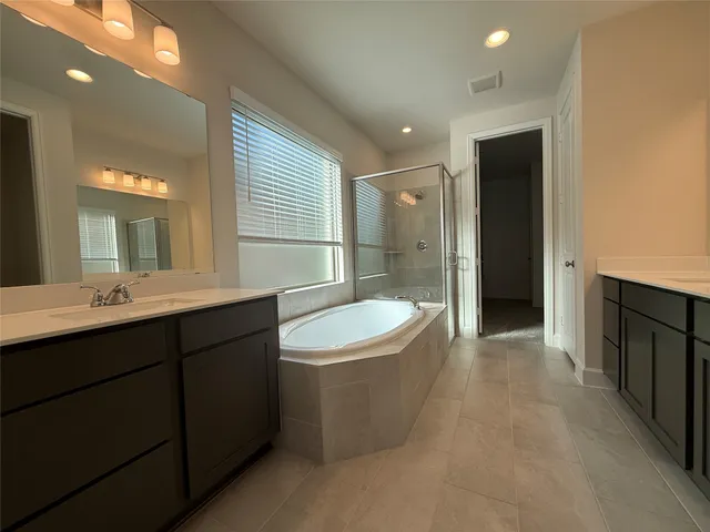 $2,700 | 42615 Mystery Lane, Magnolia, TX 77354