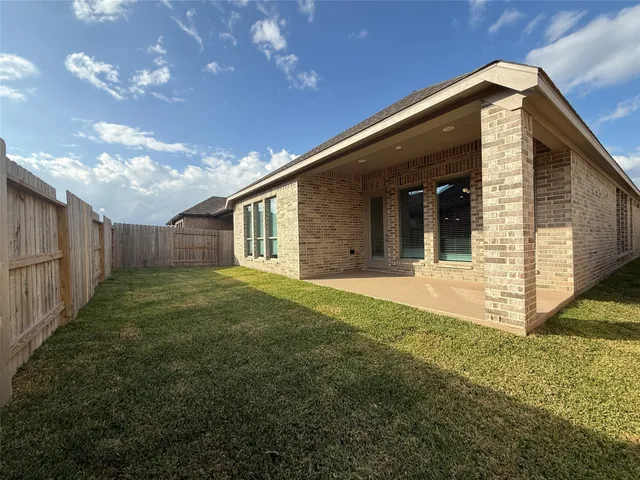 $2,700 | 42615 Mystery Lane, Magnolia, TX 77354