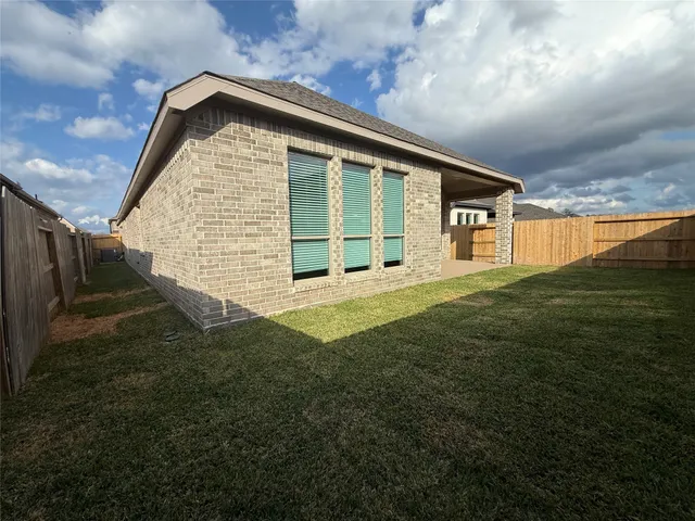 $2,700 | 42615 Mystery Lane, Magnolia, TX 77354