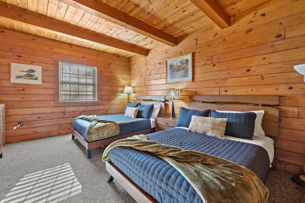 $749,000 | 9225 400th Avenue, Randall, WI 53128