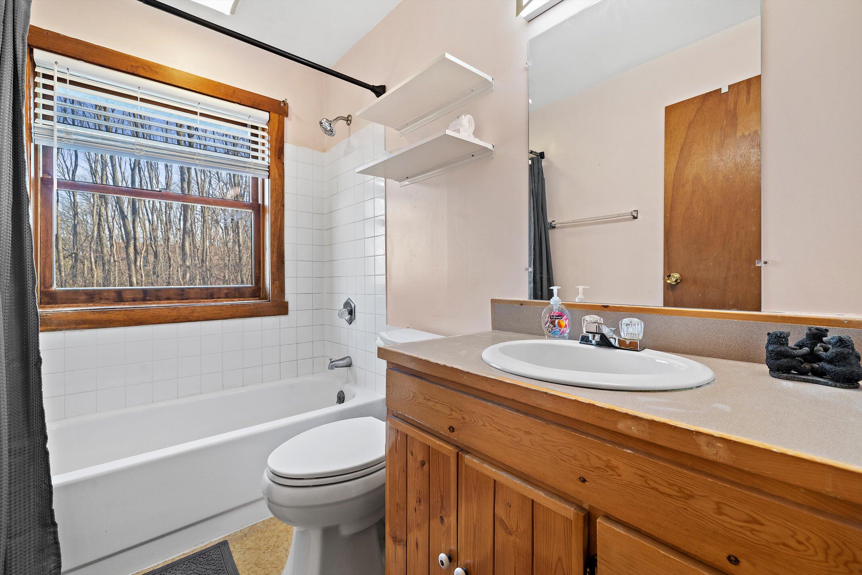 9225 400th Avenue Randall, WI 53128 - Photo 37 of 59 Upper Level Full Bath