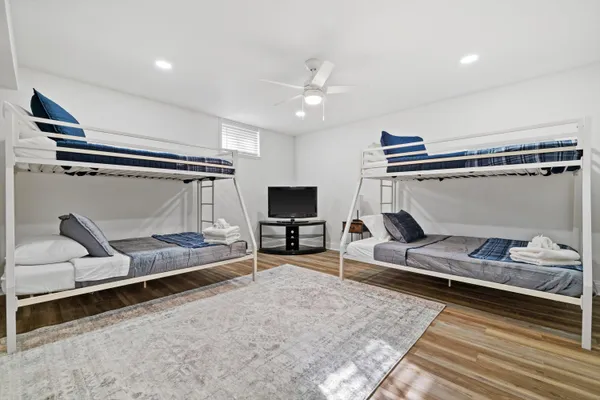 $749,000 | 9225 400th Avenue, Randall, WI 53128