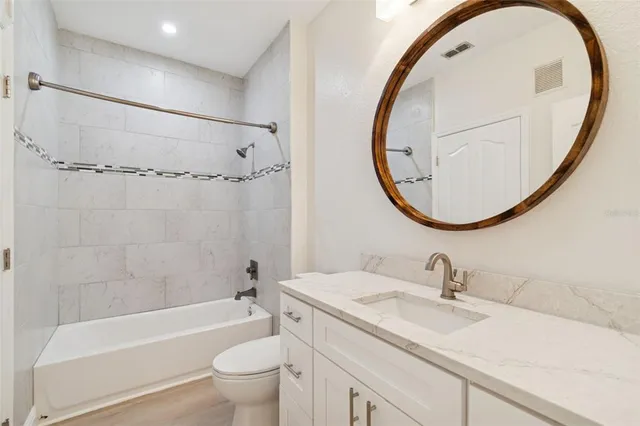 $2,700 | 5000 Culbreath Key Way, Unit 4207, Tampa, FL 33611