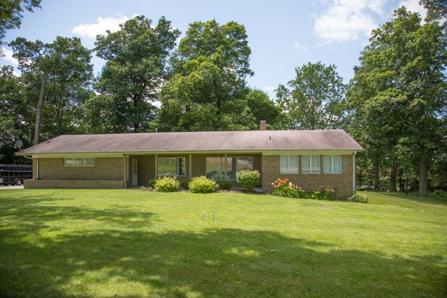 9266 North Gundy Road Roanoke, IN 46783 - Photo 1 of 27 Gallery Image 1