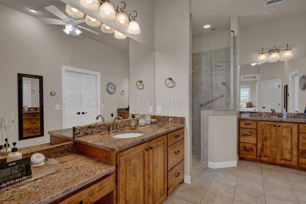 7701 Canyon Bend Road Amarillo, TX 79118 - Photo 29 of 67 master bathroom 1