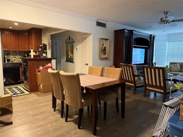 $1,975 | 2161 Northeast 68th Street, Unit 303, Fort Lauderdale, FL 33308