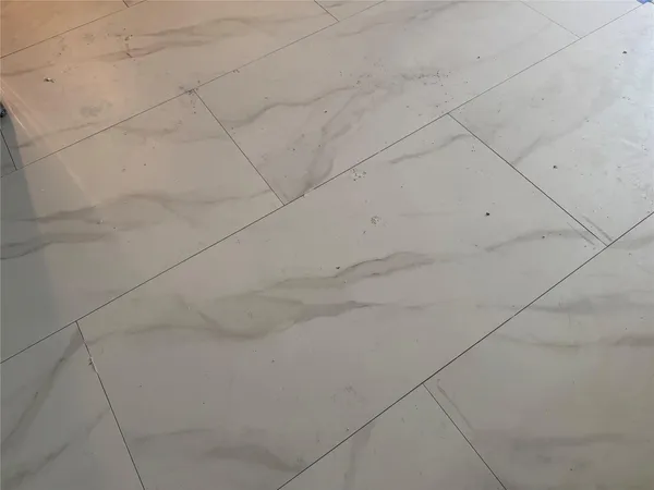 $1,975 | 2161 Northeast 68th Street, Unit 303, Fort Lauderdale, FL 33308