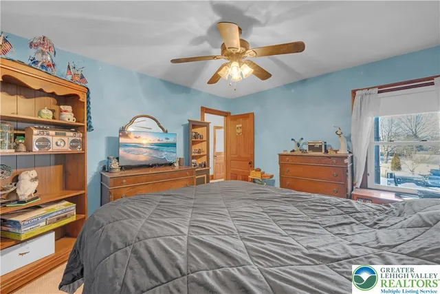 $299,900 | 619 Juniper Street, Quakertown, PA 18951