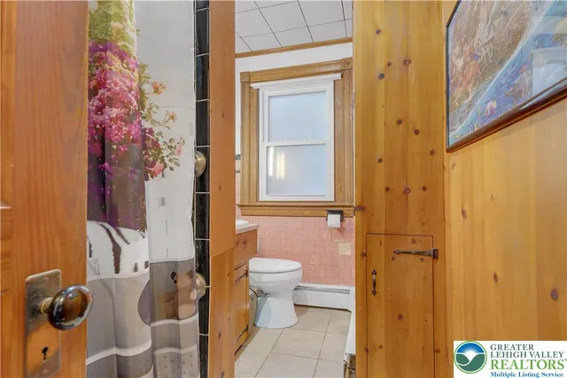 $299,900 | 619 Juniper Street, Quakertown, PA 18951