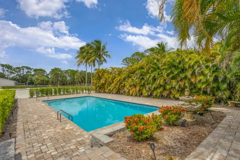 $3,850,000 | 11085 86th Street North, Palm Beach Gardens, FL 33412