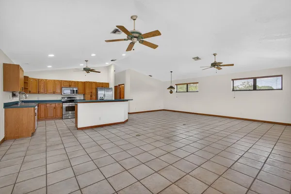 $3,850,000 | 11085 86th Street North, Palm Beach Gardens, FL 33412