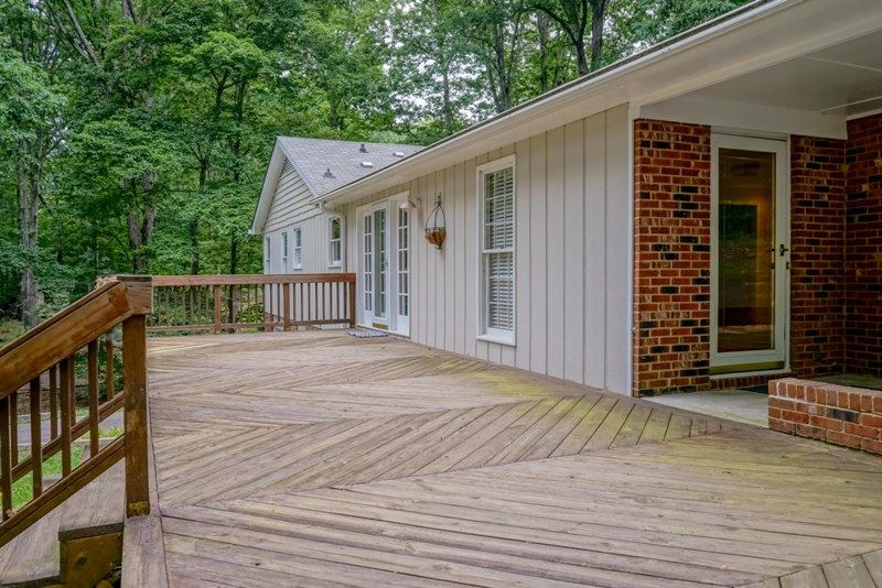 5208 Penny Road Raleigh, NC 27606 - Photo 21 of 25 Deck