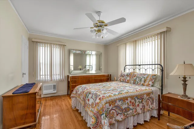 $1,200,000 | 45 Sylvia Lane, New Hyde Park, NY 11040