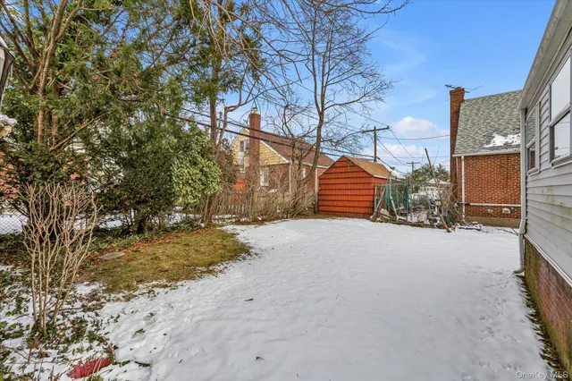 $1,200,000 | 45 Sylvia Lane, New Hyde Park, NY 11040