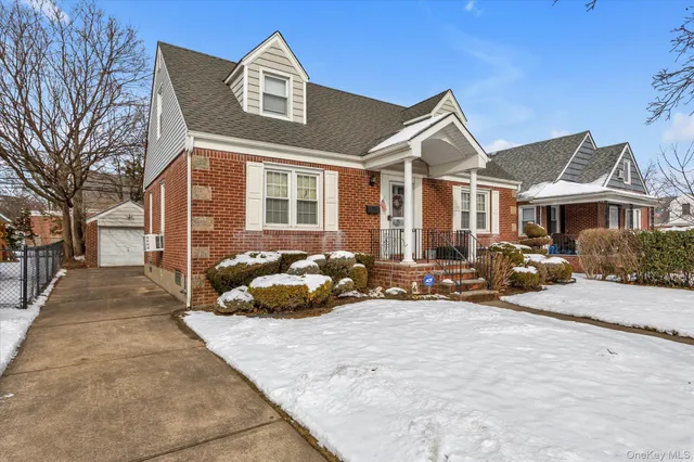 $1,200,000 | 45 Sylvia Lane, New Hyde Park, NY 11040