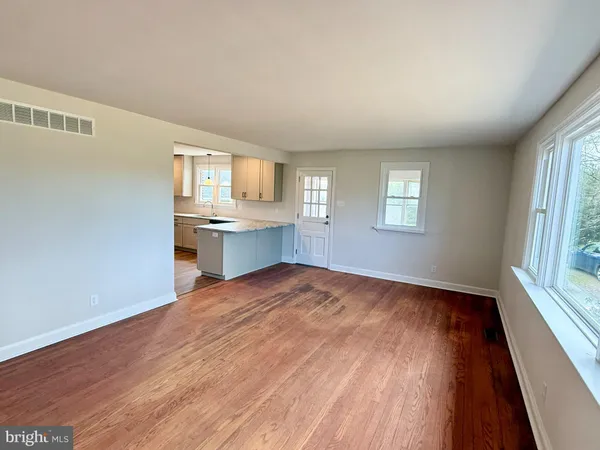 $2,950 | 330 Gilbertsville Road, Gilbertsville, PA 19525
