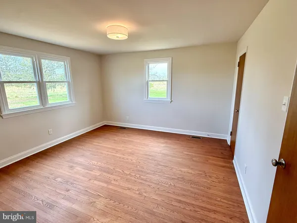 $2,950 | 330 Gilbertsville Road, Gilbertsville, PA 19525