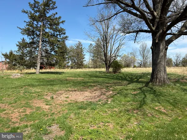 $2,950 | 330 Gilbertsville Road, Gilbertsville, PA 19525