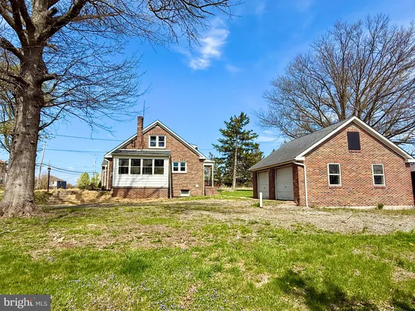 $2,950 | 330 Gilbertsville Road, Gilbertsville, PA 19525
