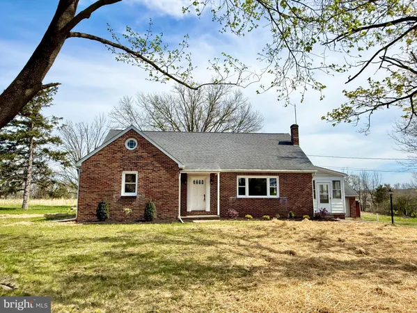 $2,950 | 330 Gilbertsville Road, Gilbertsville, PA 19525