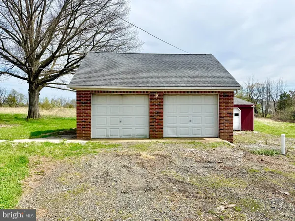 $2,950 | 330 Gilbertsville Road, Gilbertsville, PA 19525