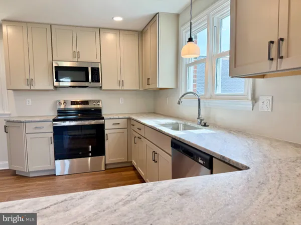 $2,950 | 330 Gilbertsville Road, Gilbertsville, PA 19525