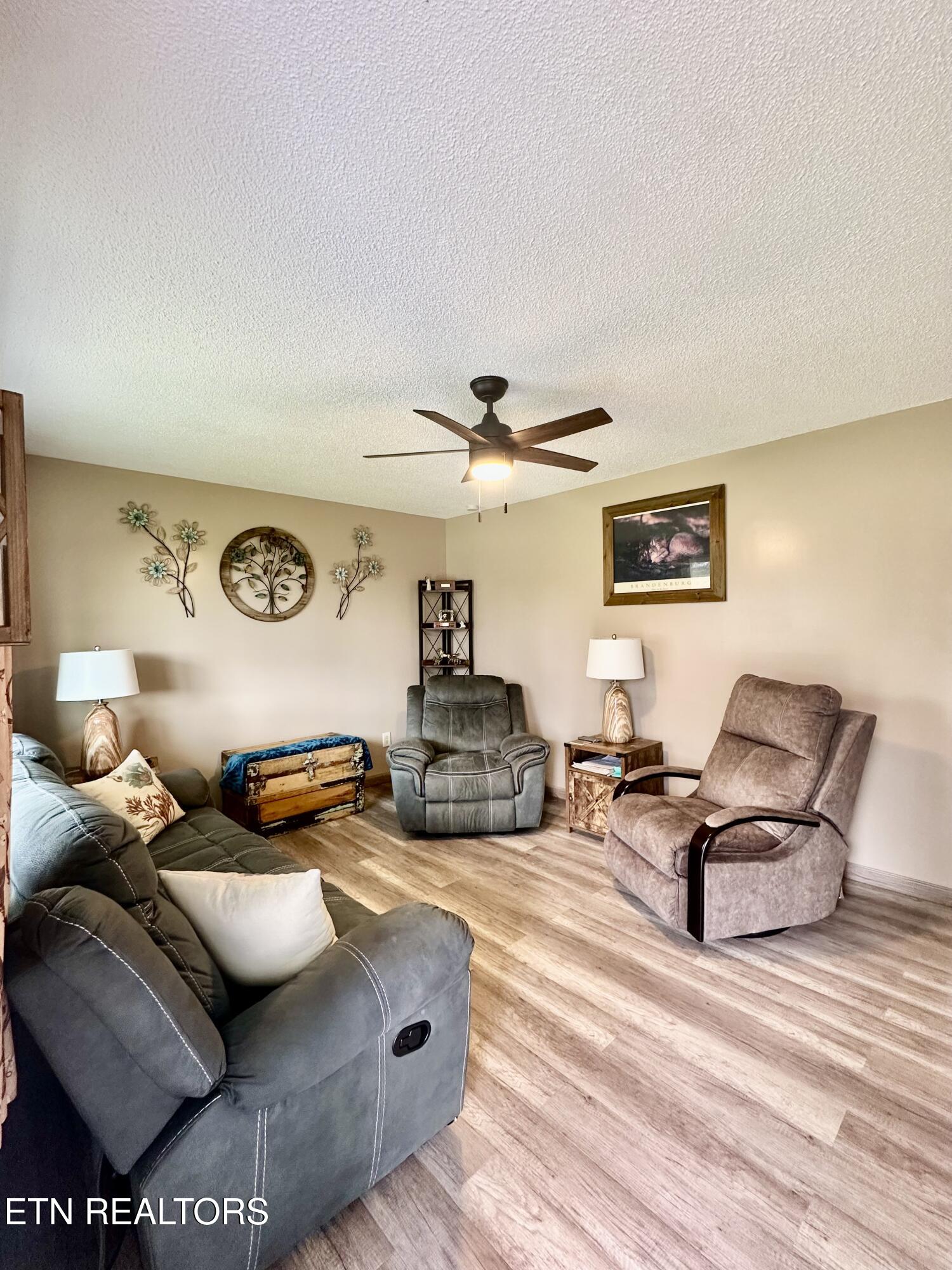 140 Red Hill Road Sunbright, TN 37872 - Photo 16 of 28 IMG_3919