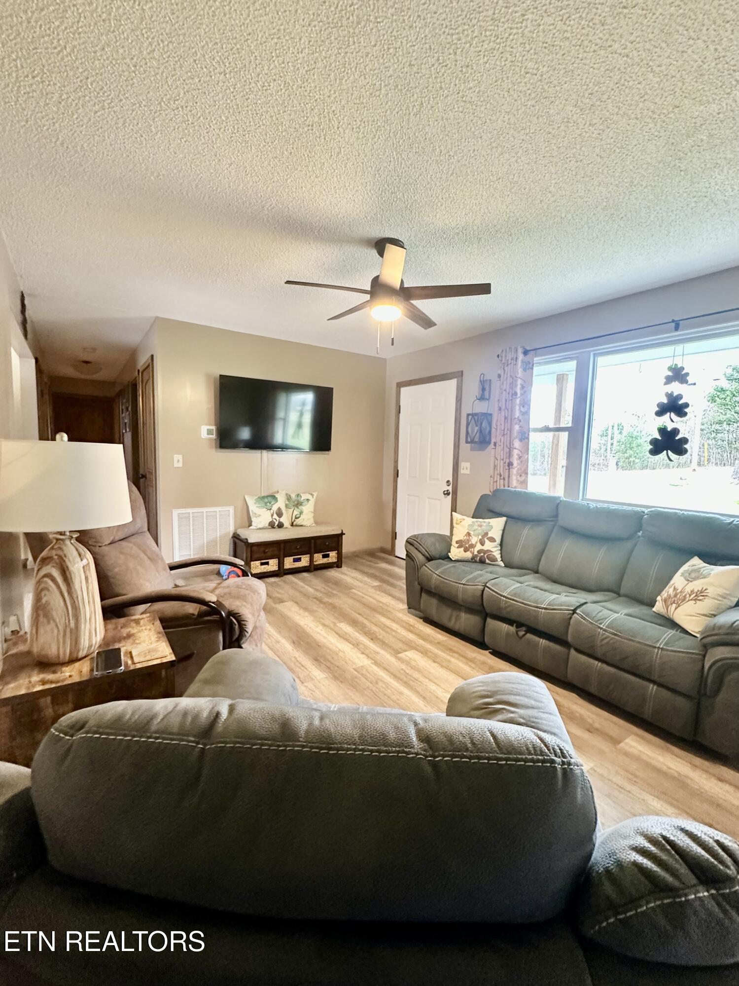 140 Red Hill Road Sunbright, TN 37872 - Photo 17 of 28 IMG_3923