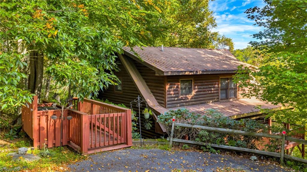 849 River Ridge Road Boone, NC 28607 - Photo 3 of 47