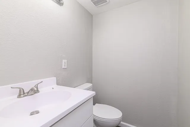 $249,950 | 8427 Sandusky Avenue, Kansas City, KS 66112