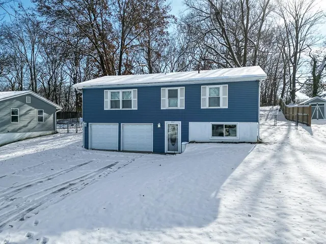 $249,950 | 8427 Sandusky Avenue, Kansas City, KS 66112