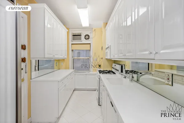 $3,395,000 | 480 Park Avenue, Unit 8A | Midtown East