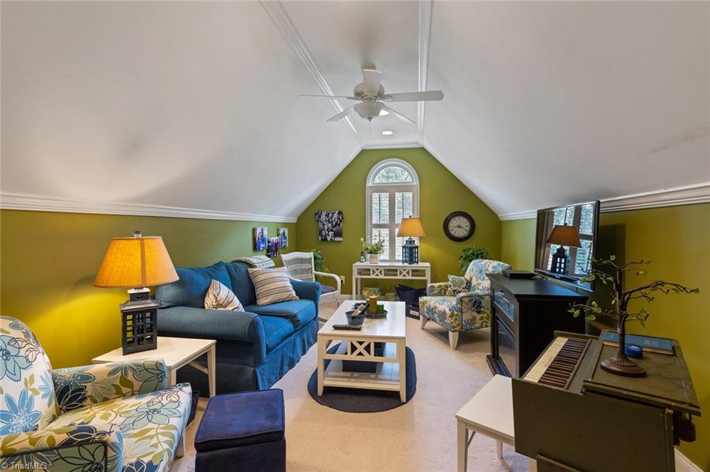912 Chestnut Drive High Point, NC 27262 - Photo 21 of 30 Gallery Image 21