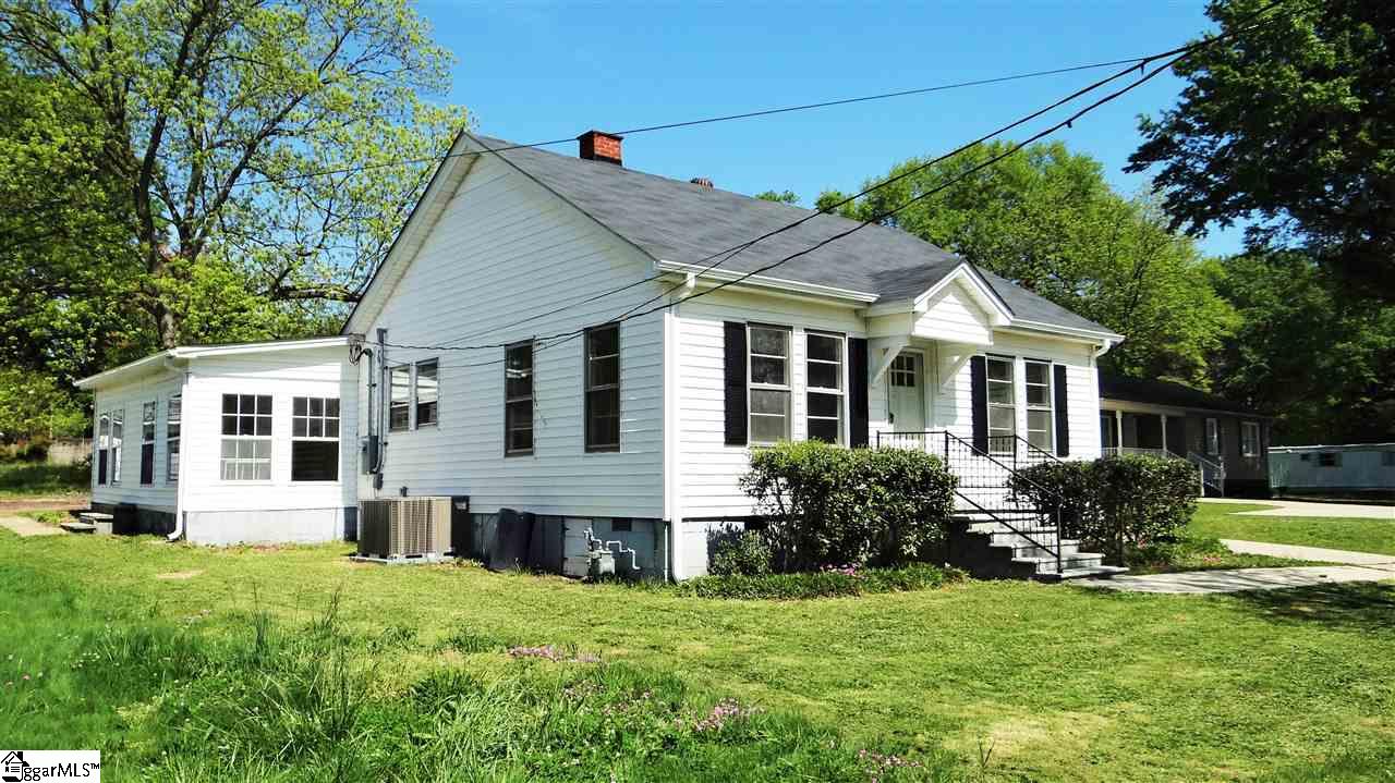 1008 South Johnson Street Gaffney, SC 29340 - Photo 2 of 24 Gallery Image 2