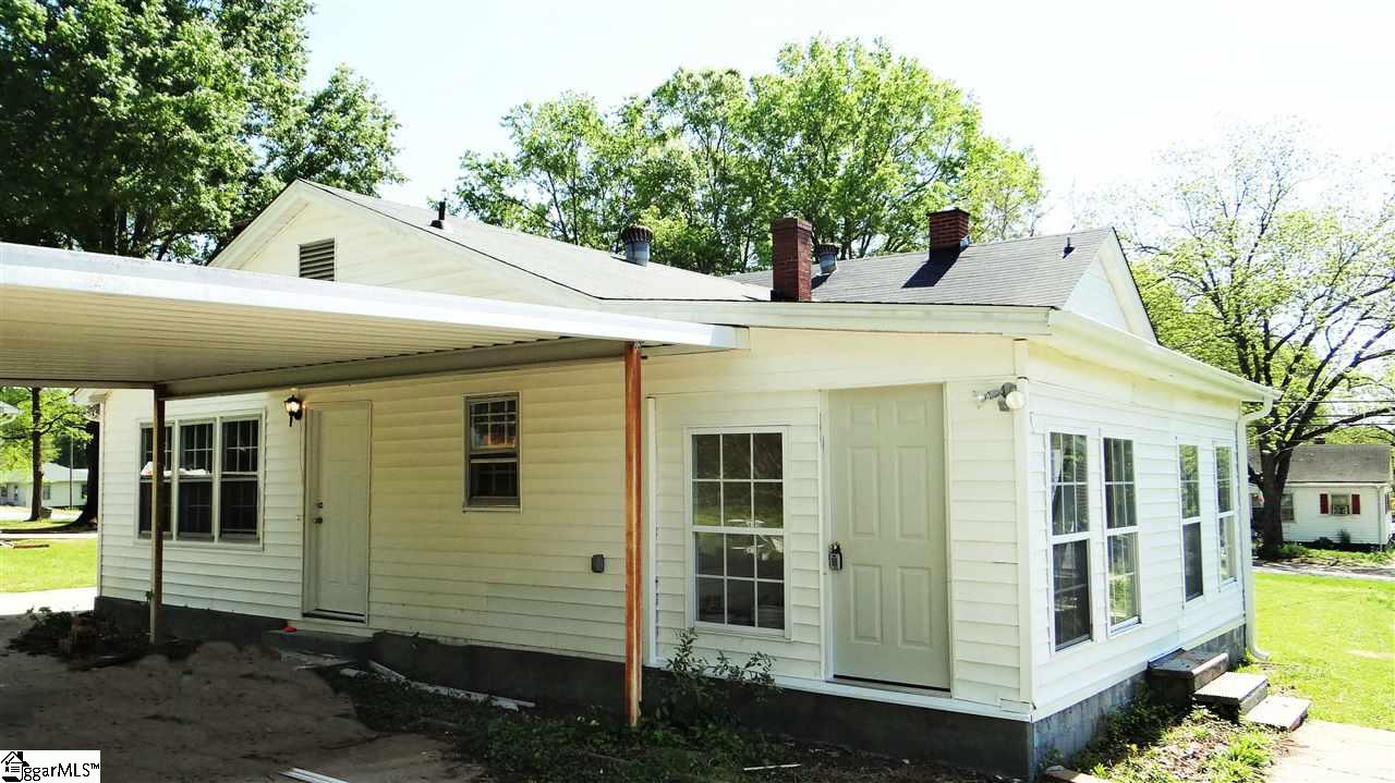 1008 South Johnson Street Gaffney, SC 29340 - Photo 5 of 24 Gallery Image 5