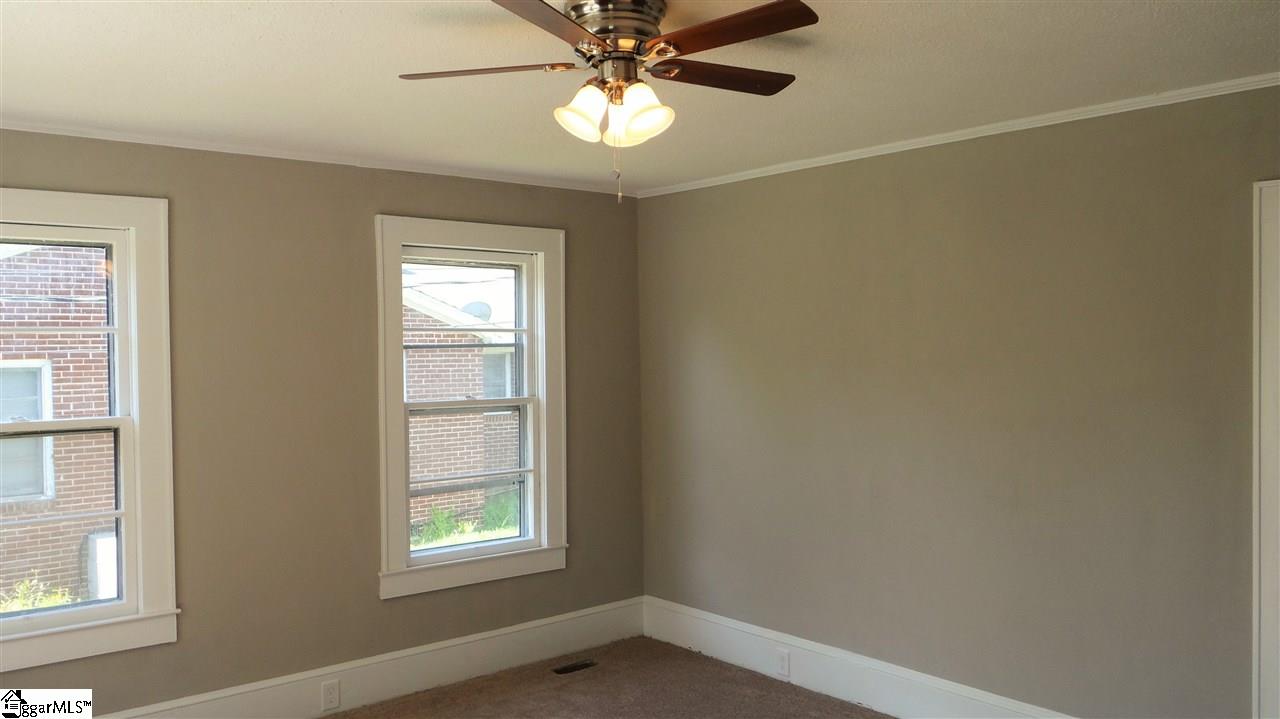 1008 South Johnson Street Gaffney, SC 29340 - Photo 7 of 24 Gallery Image 7