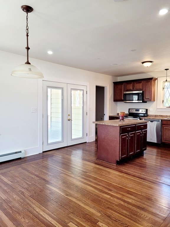 870 Wilbraham Road Springfield, MA 01109 - Photo 15 of 34
