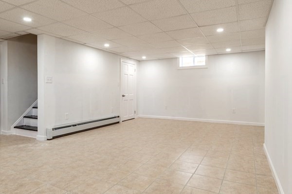 870 Wilbraham Road Springfield, MA 01109 - Photo 29 of 34