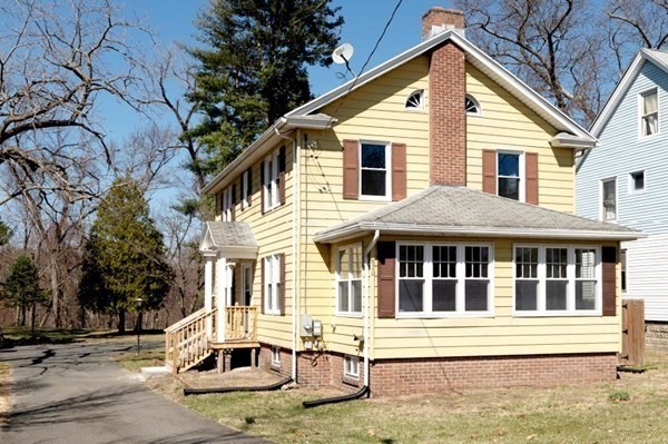 870 Wilbraham Road Springfield, MA 01109 - Photo 3 of 34