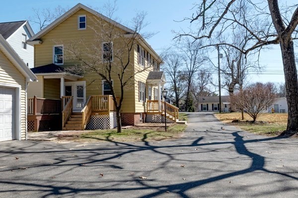 870 Wilbraham Road Springfield, MA 01109 - Photo 6 of 34